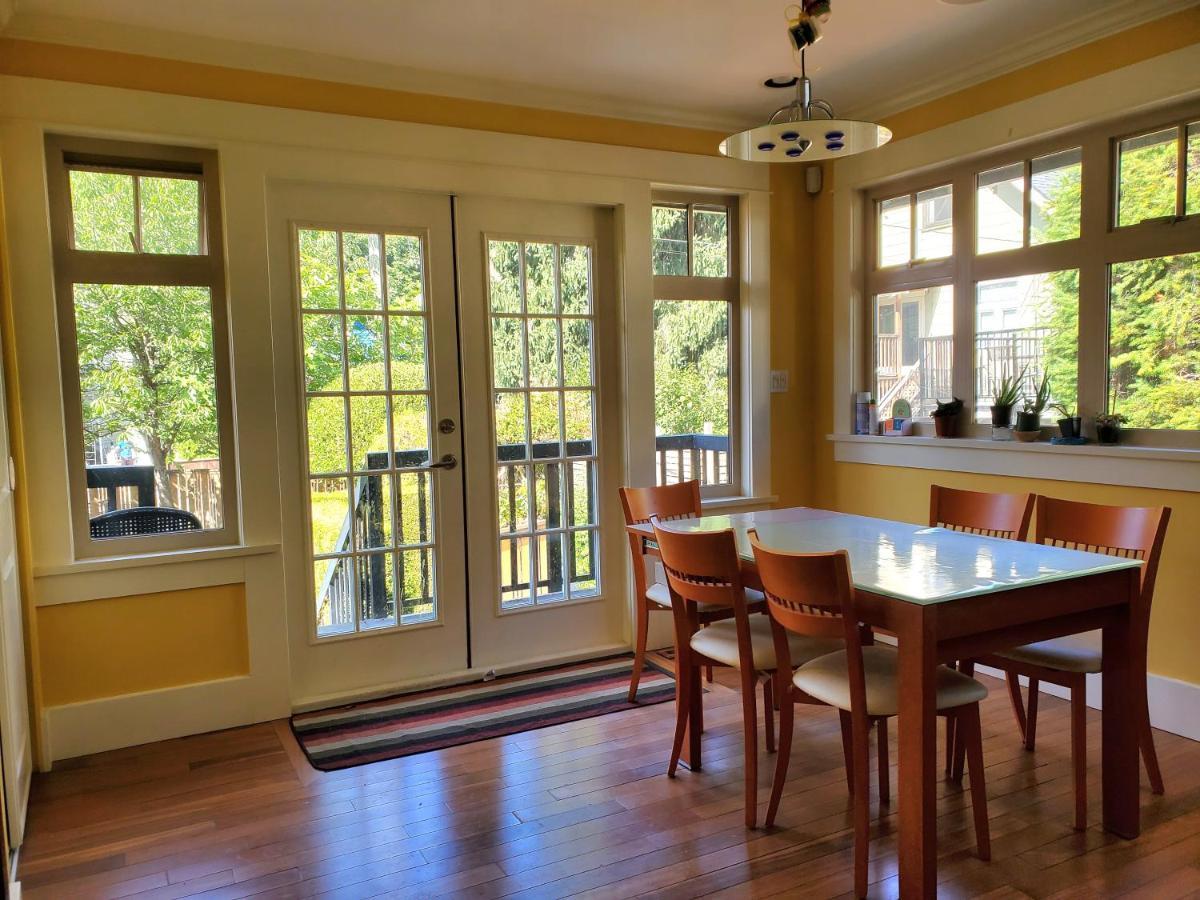 Elegant, Sunny Modern Home With Skylights - Kitsilano, וונקובר מראה חיצוני תמונה